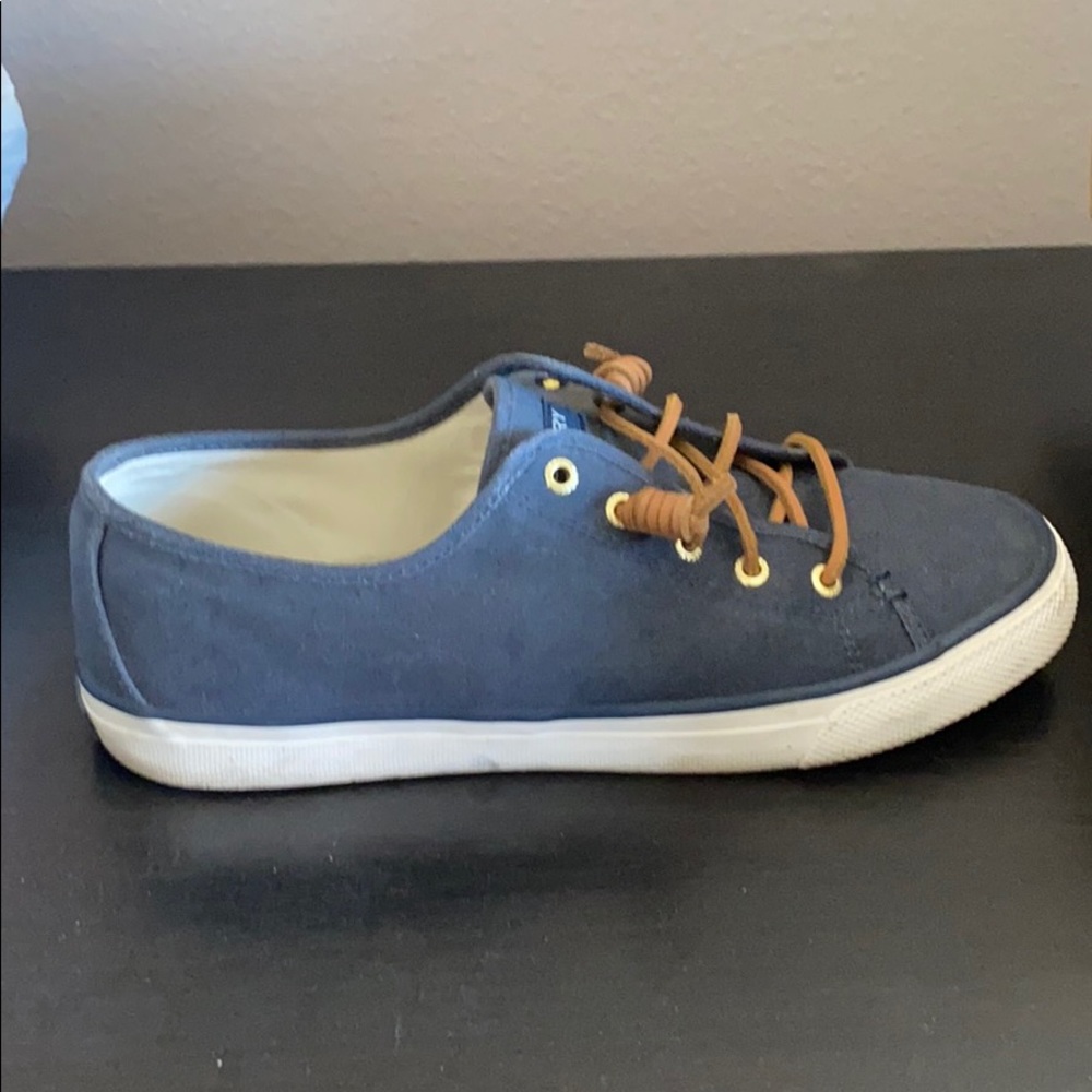 Sperry shoes- size 9